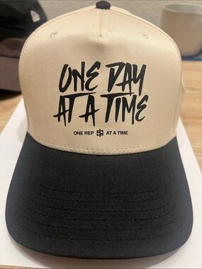 Iron Sanctuary One rep at a time OTTO Two-Tone Snapback Cap in Cream and Black